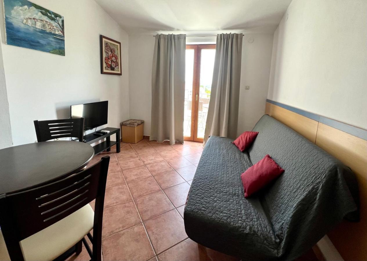 Linc Rooms & Apartments 반졸레 외부 사진
